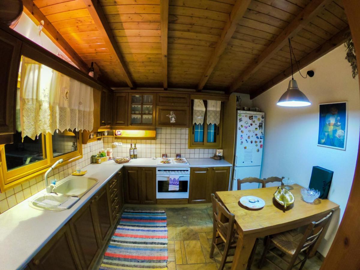 Arcadianis Lakeview Villa At Psari Arkadias Psárion Екстериор снимка