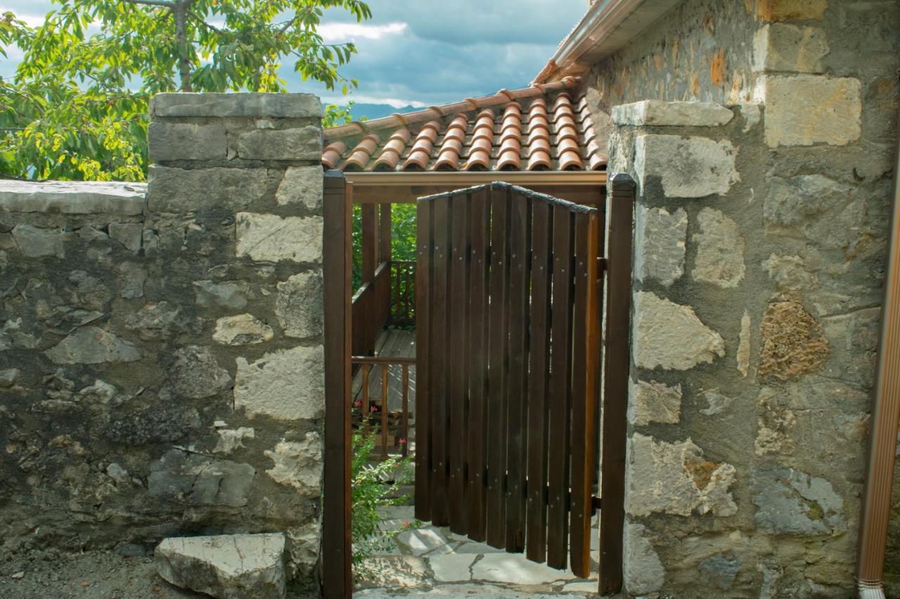 Arcadianis Lakeview Villa At Psari Arkadias Psárion Екстериор снимка