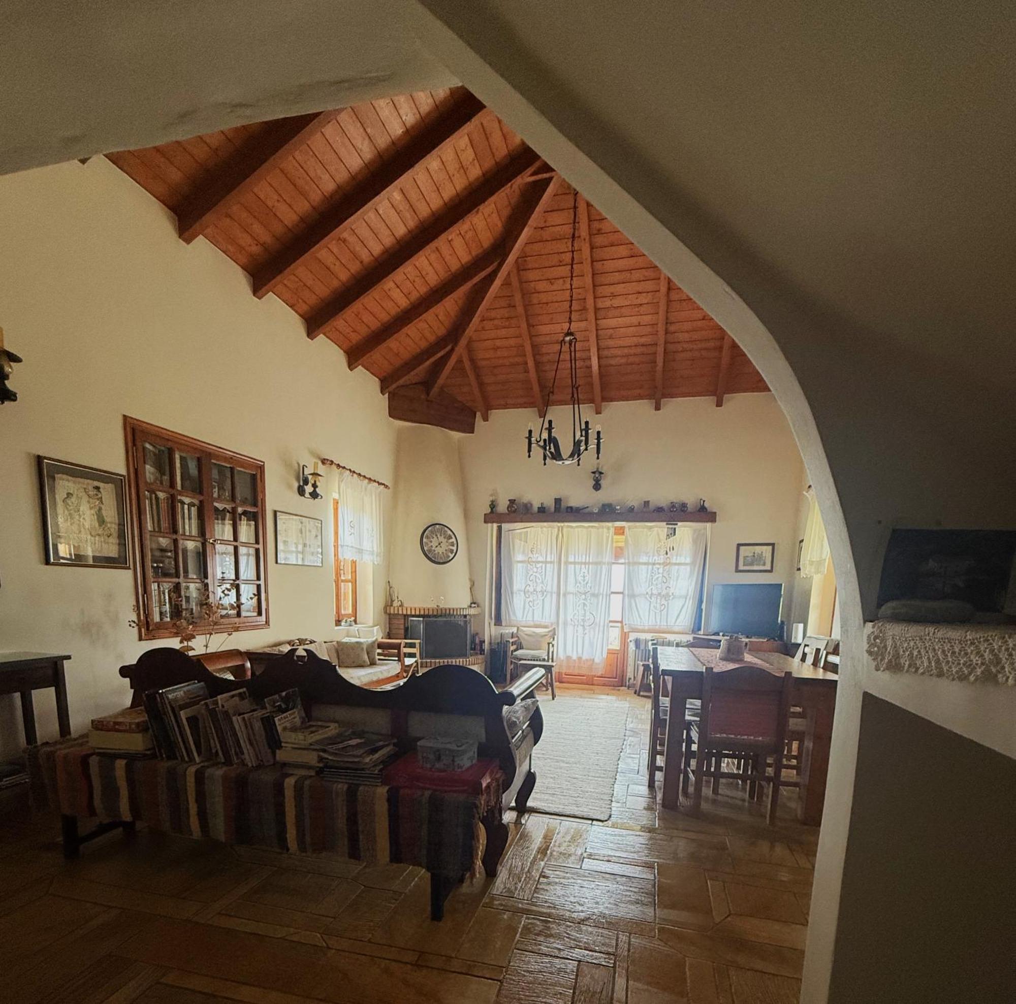 Arcadianis Lakeview Villa At Psari Arkadias Psárion Екстериор снимка